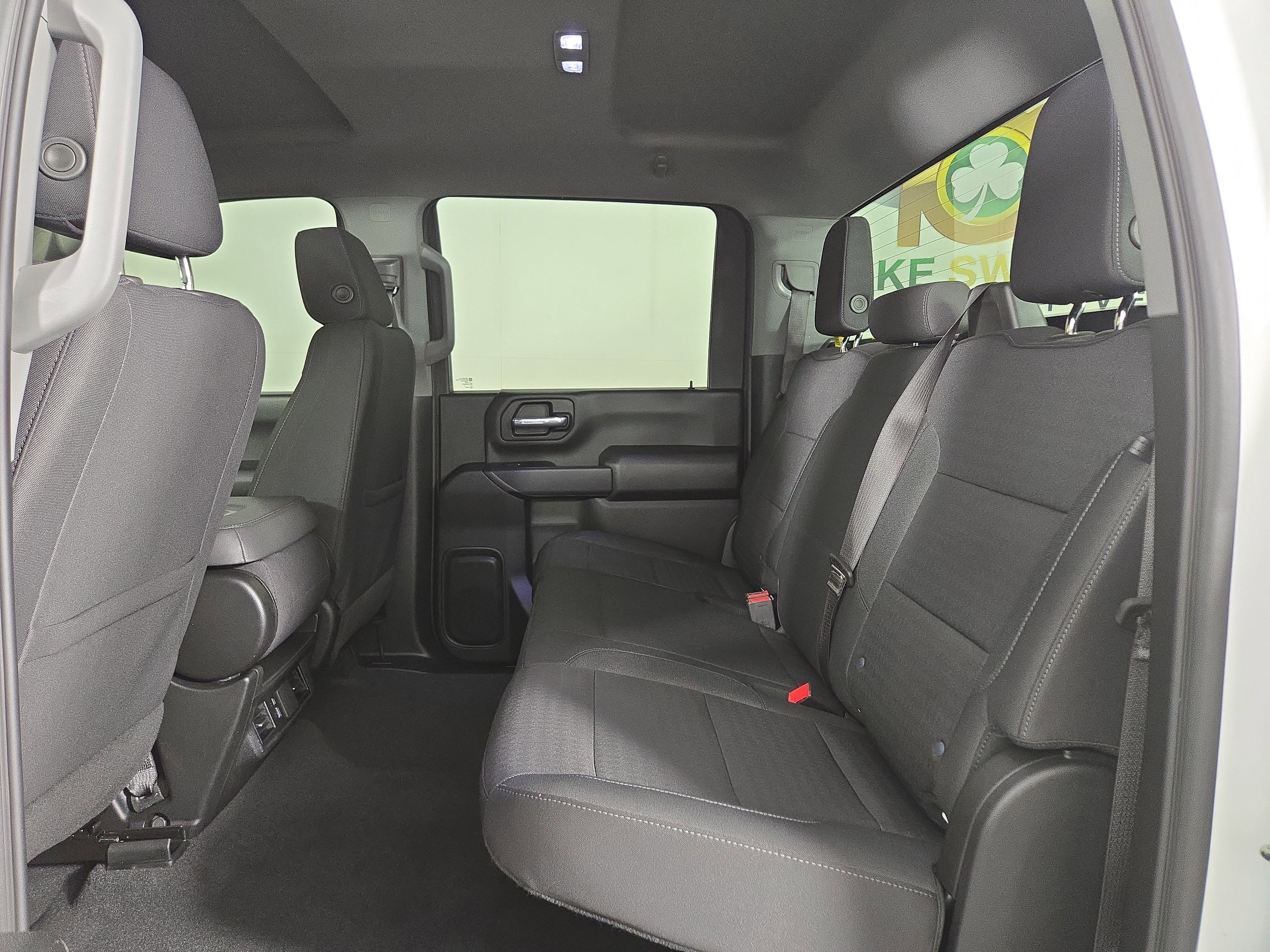 Used 2024 Chevrolet Silverado 2500 Custom w/ Custom Value Package image 12