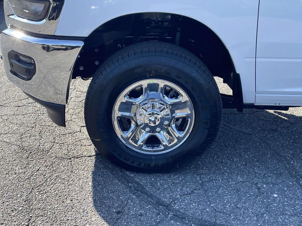 New 2026 RAM 3500 Tradesman w/ Chrome Appearance Group A AWD/4WD image 10