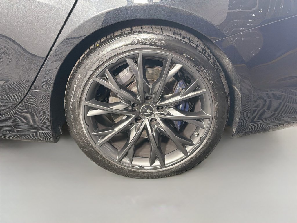 Used 2022 Maserati Ghibli Modena Q4 AWD/4WD image 31