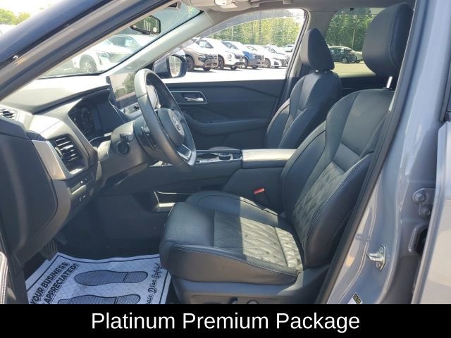 Certified 2024 Nissan Rogue Platinum w/ Platinum Premium Package AWD/4WD image 23