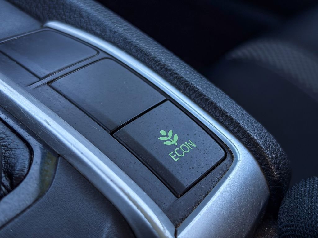 Used 2020 Honda Civic LX image 30