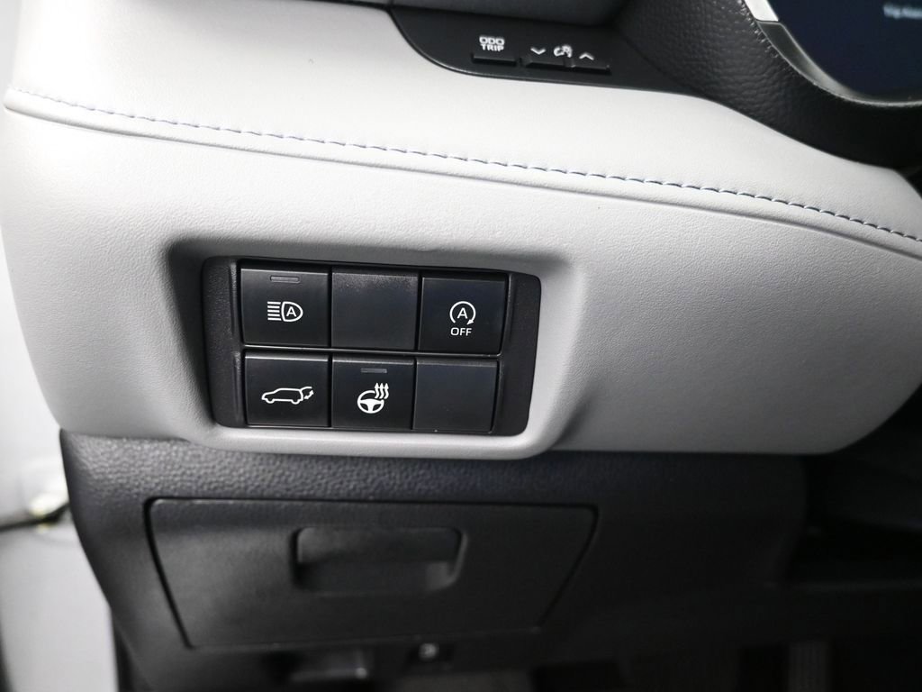 Used 2023 Toyota Highlander Limited image 27