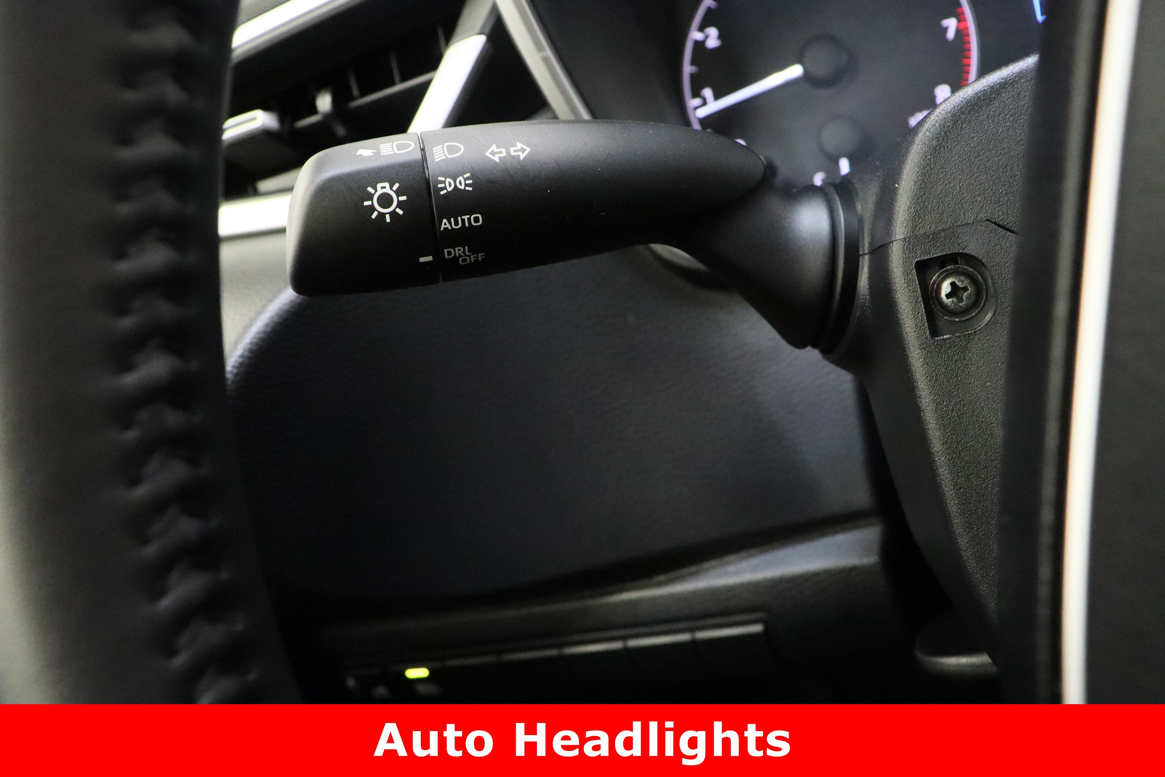 Certified 2025 Toyota Corolla SE image 23