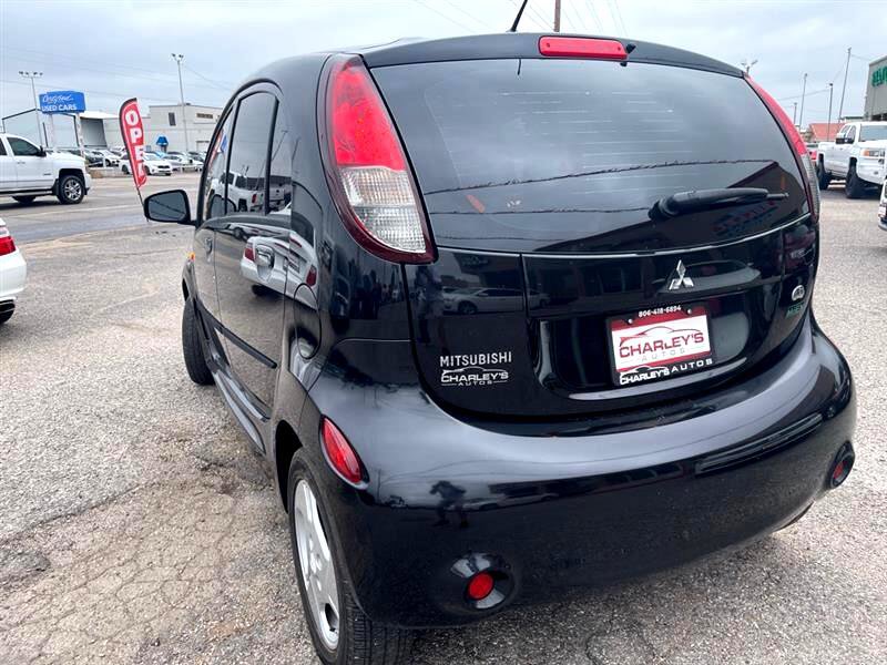 Used 2016 Mitsubishi i ES image 8