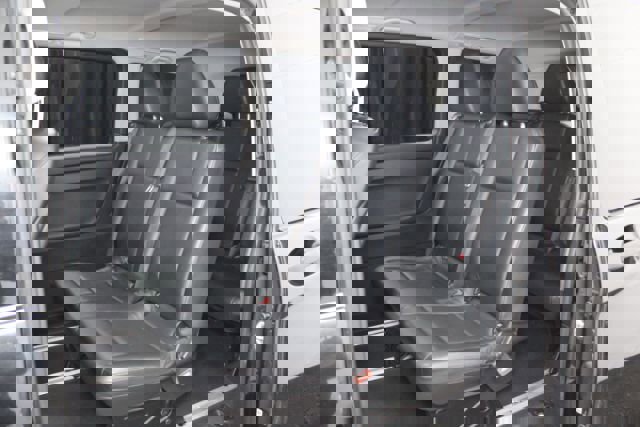 Used 2019 Mercedes-Benz Metris Passenger image 17