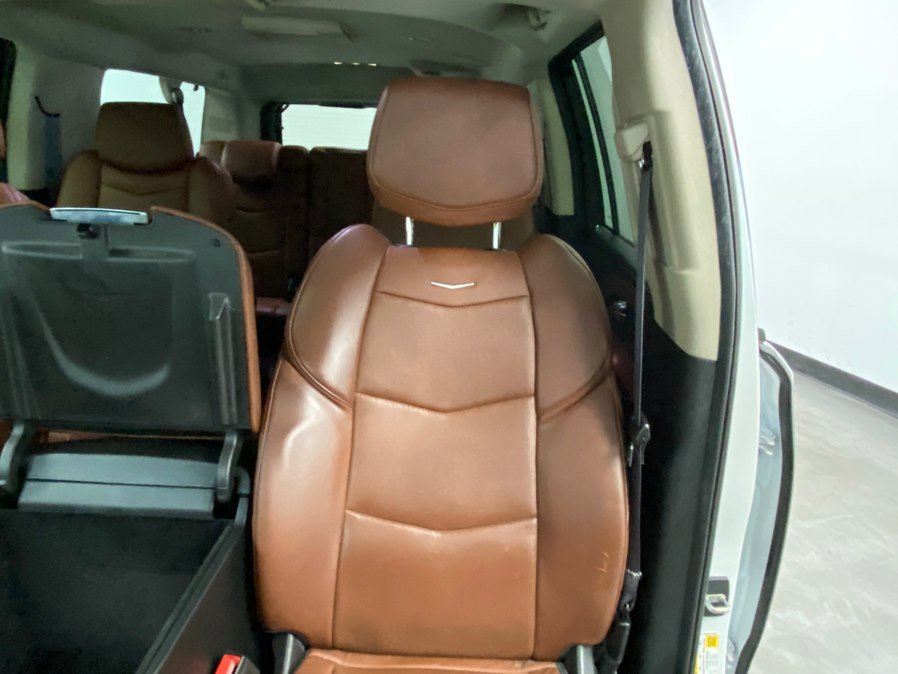 Used 2016 Cadillac Escalade ESV Premium image 23