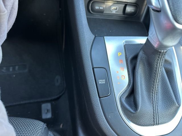 Certified 2022 Kia Forte LXS FWD image 12