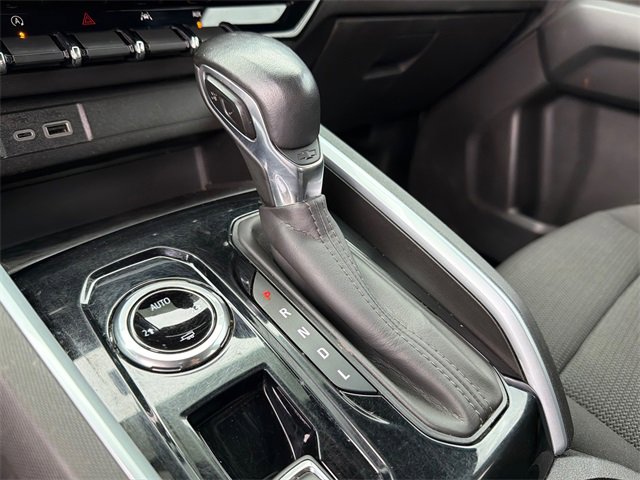 Used 2023 Chevrolet Colorado LT image 30