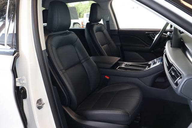 New 2026 Lincoln Aviator 2WD image 23