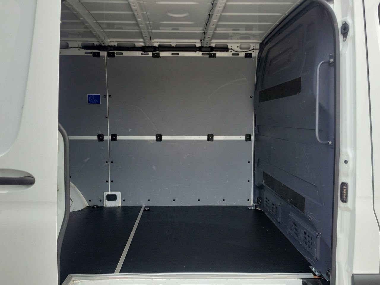 Used 2023 Mercedes-Benz Sprinter 1500 image 12