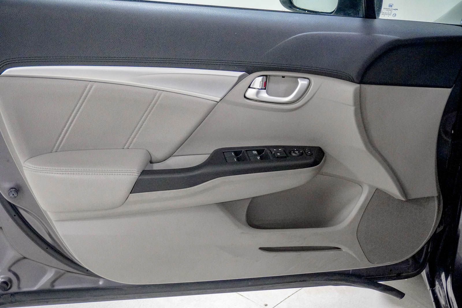 Used 2015 Honda Civic EX-L image 16