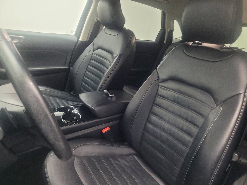 Used 2016 Ford Edge SEL w/ Equipment Group 201A image 17