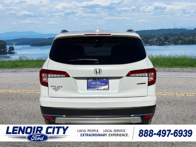 Used 2021 Honda Pilot Touring image 14
