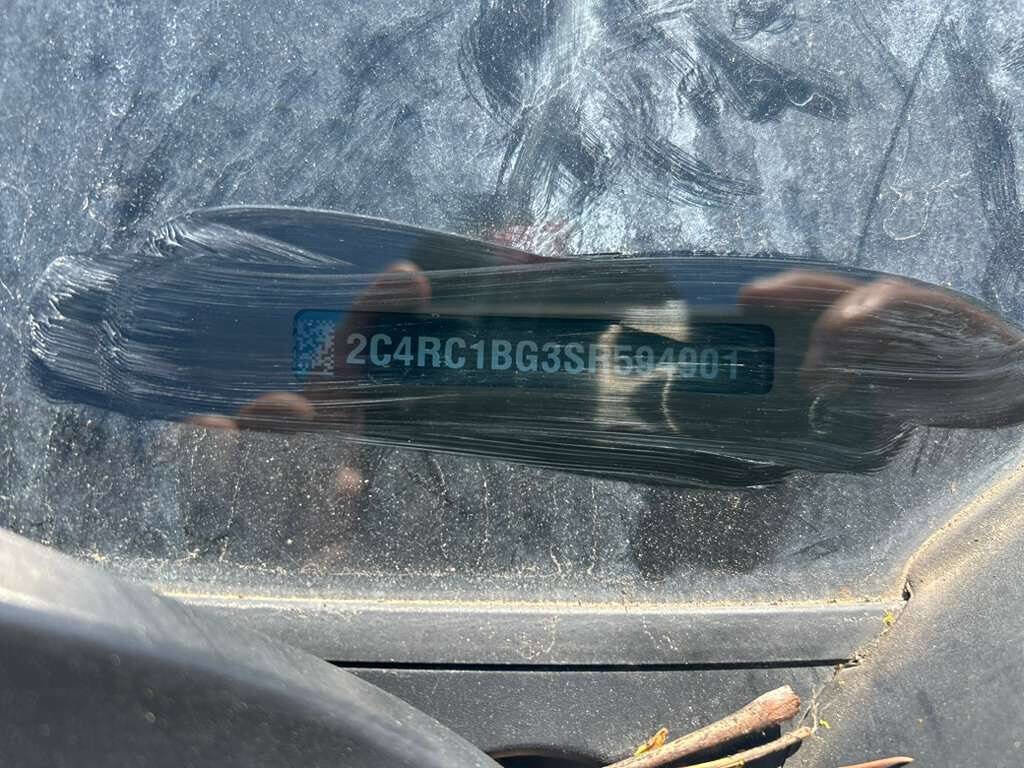 Used 2025 Chrysler Pacifica Select FWD image 18