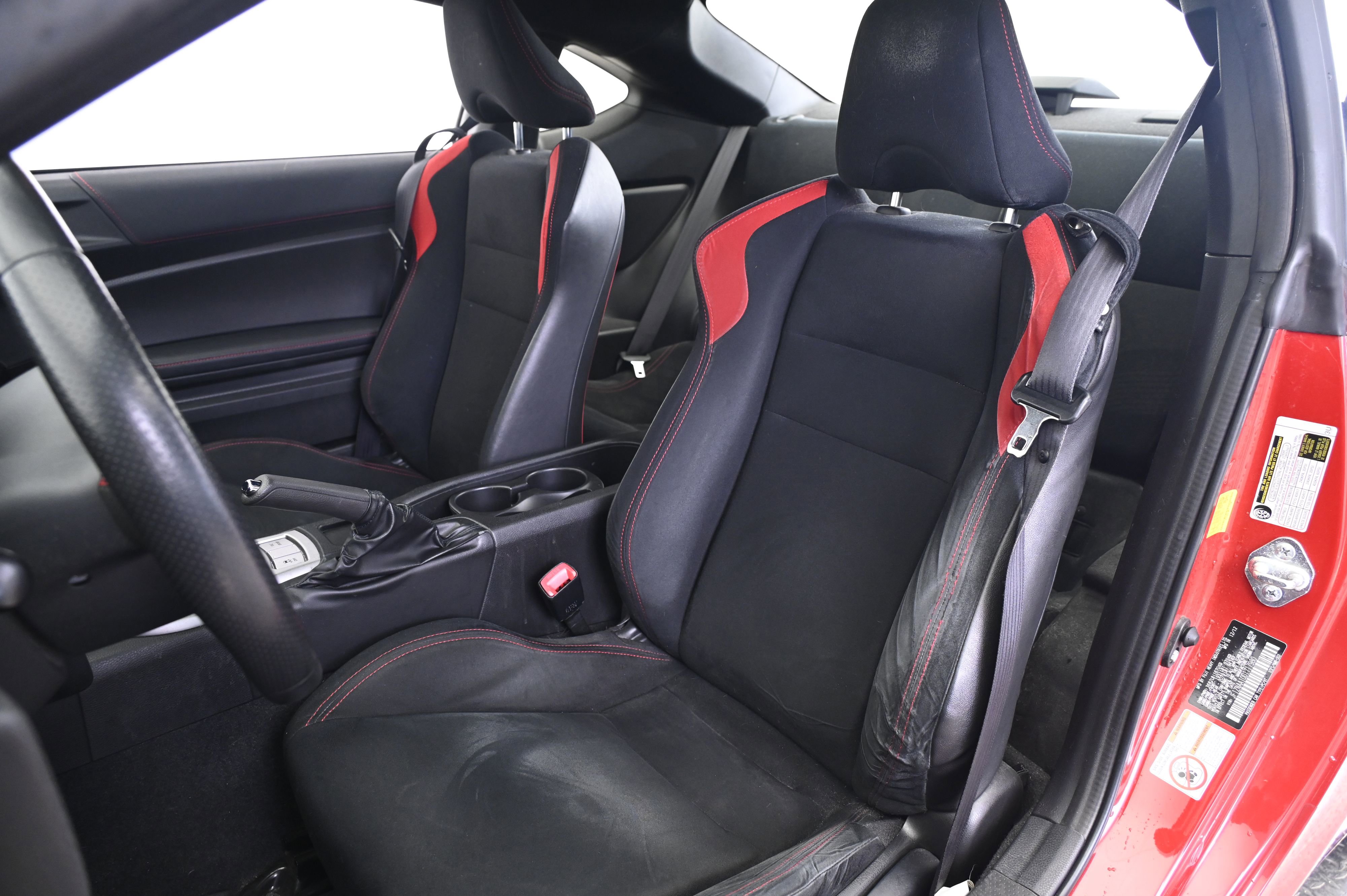 Used 2013 Scion FR-S image 27