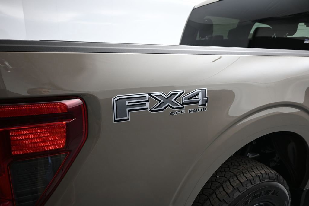 New 2026 Ford F150 STX w/ Equipment Group 201A FX4 AWD/4WD image 9