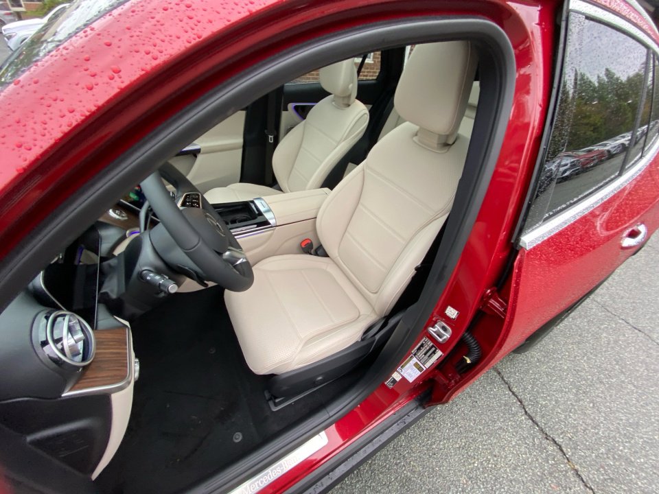 New 2026 Mercedes-Benz GLC 300 4MATIC image 30