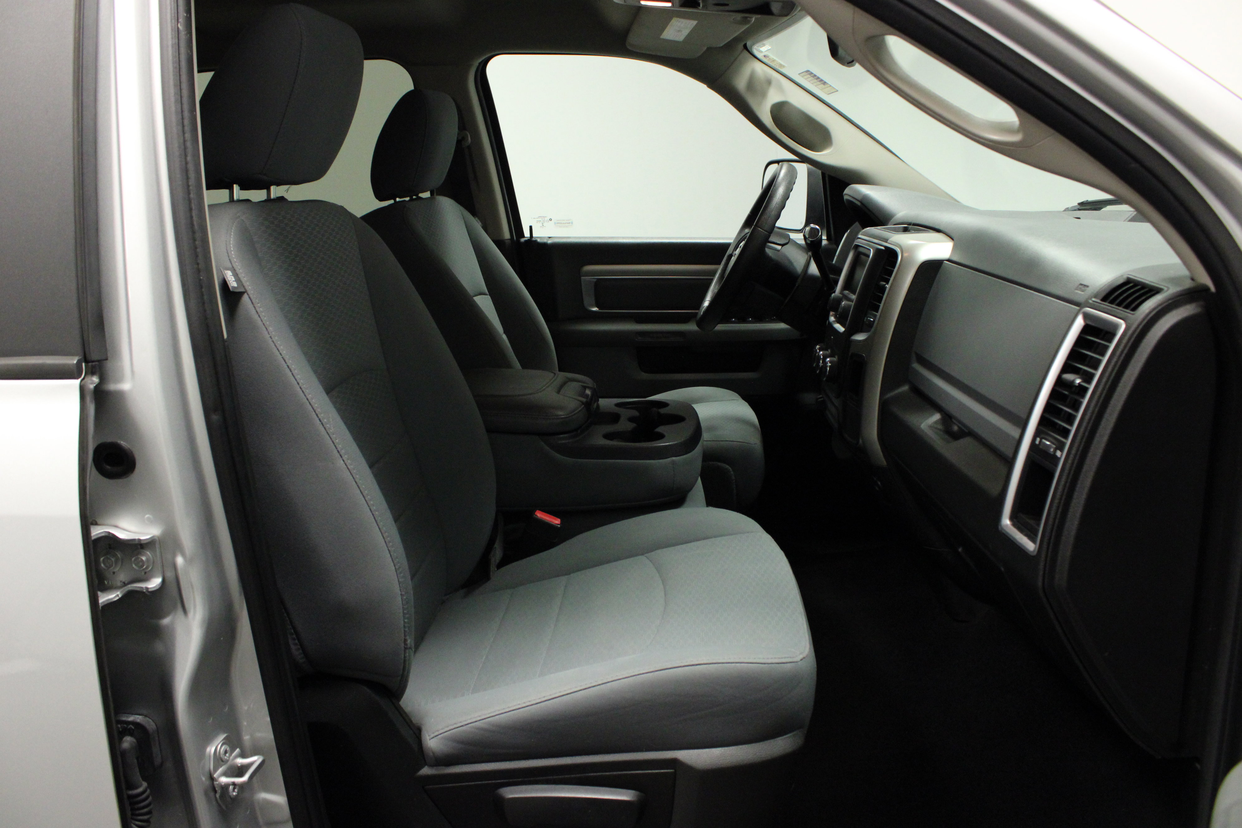 Used 2018 RAM 2500 SLT image 15