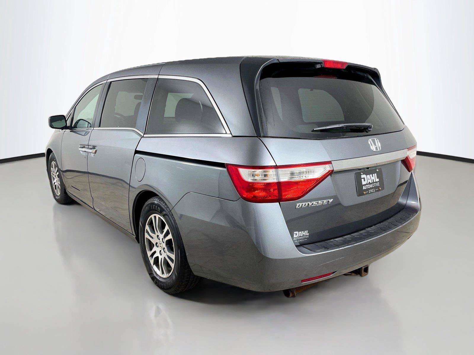 Used 2013 Honda Odyssey EX image 9