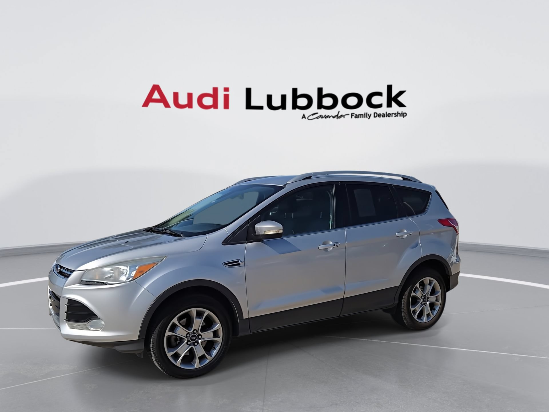 Used 2015 Ford Escape Titanium FWD image 5