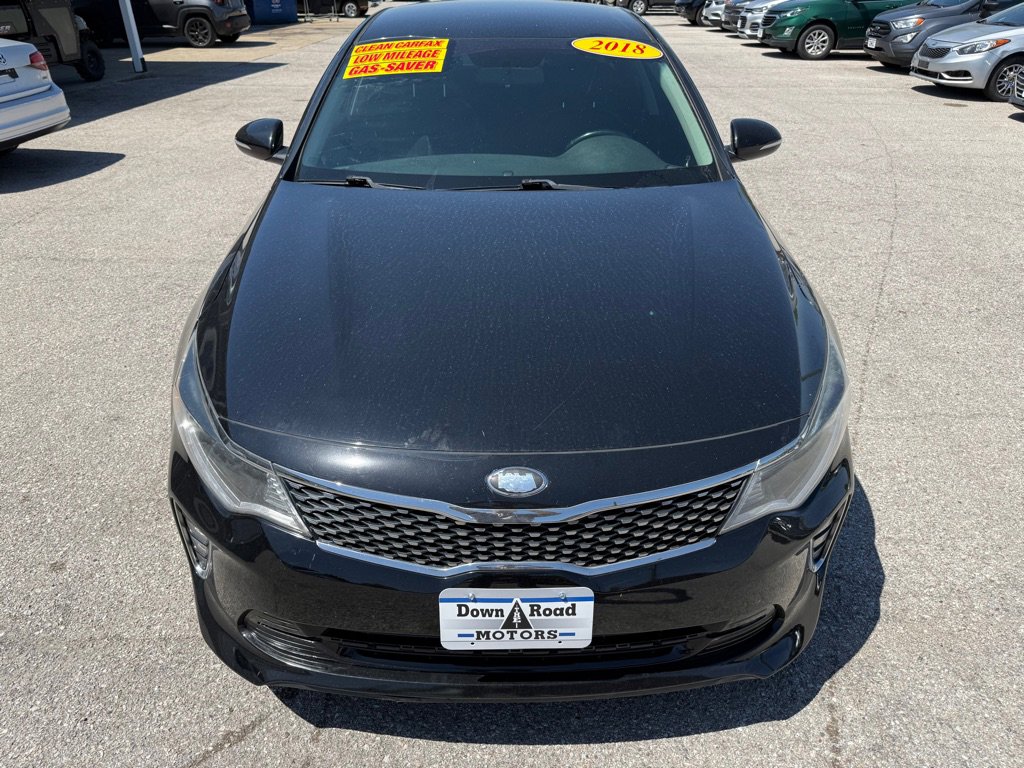 Used 2018 Kia Optima S w/ 18" Alloy Wheels Package FWD image 4