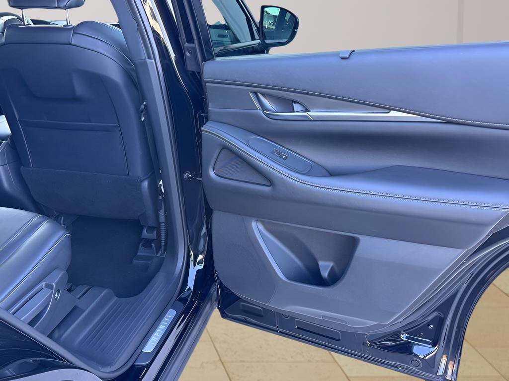 Used 2023 INFINITI QX60 Luxe FWD image 28