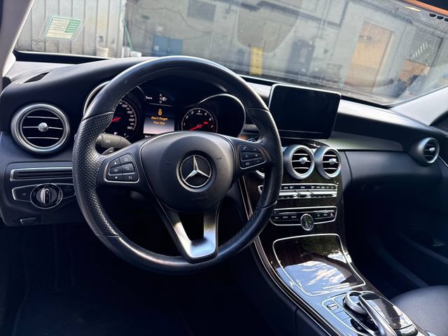 Used 2015 Mercedes-Benz C 300 4MATIC Sedan image 17