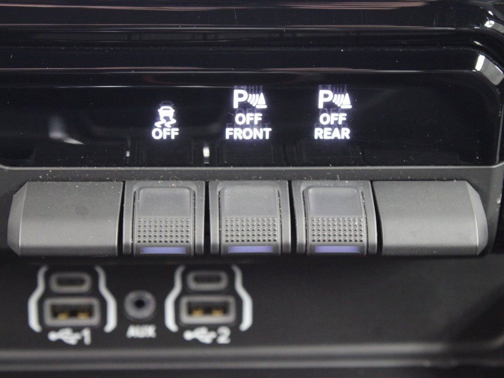 Used 2025 RAM 1500 Rebel image 54