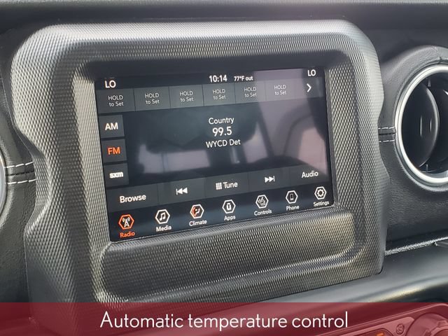 Used 2018 Jeep Wrangler Unlimited Sahara w/ Cold Weather Group AWD/4WD image 19