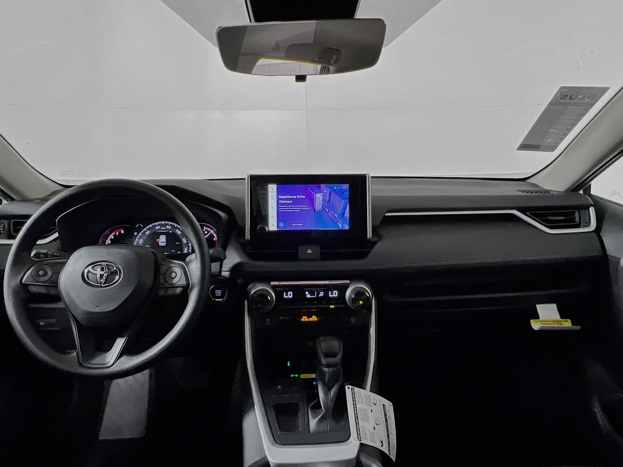 Used 2025 Toyota RAV4 XLE image 30