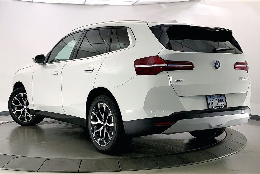 New 2026 BMW X3 xDrive30 w/ Convenience Package image 2