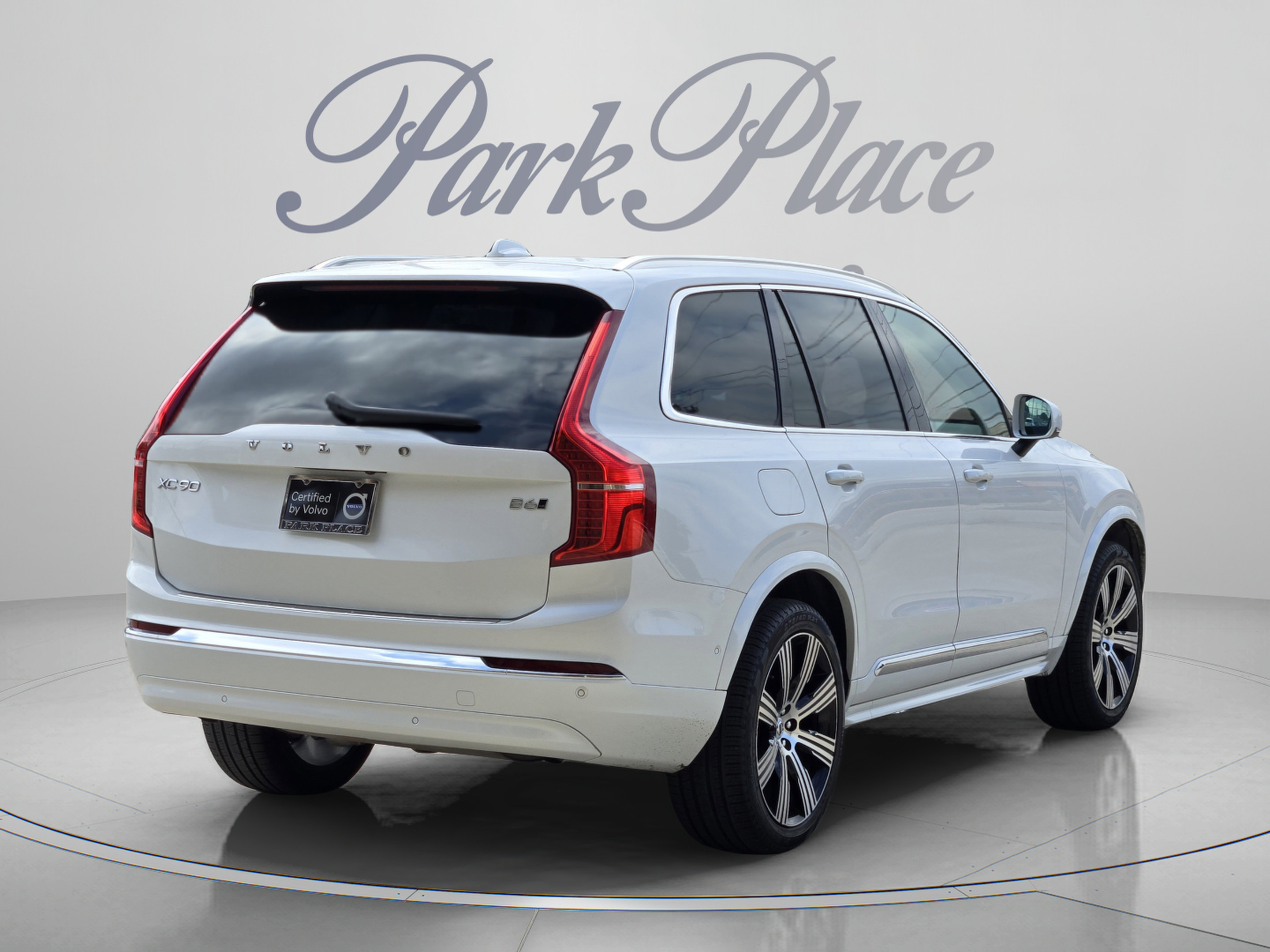 Certified 2025 Volvo XC90 B6 Ultra w/ Protection Package Premier AWD/4WD image 6