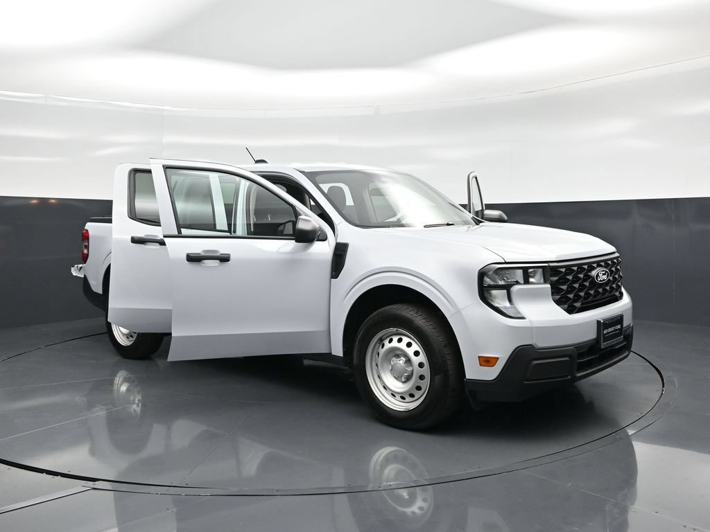 Certified 2025 Ford Maverick XL FWD image 27