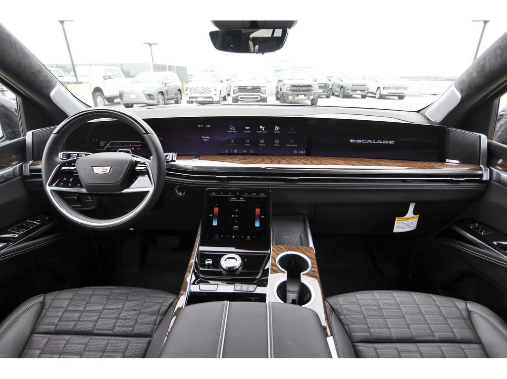 New 2026 Cadillac Escalade Platinum Sport w/ LPO, ONYX Package AWD/4WD image 9