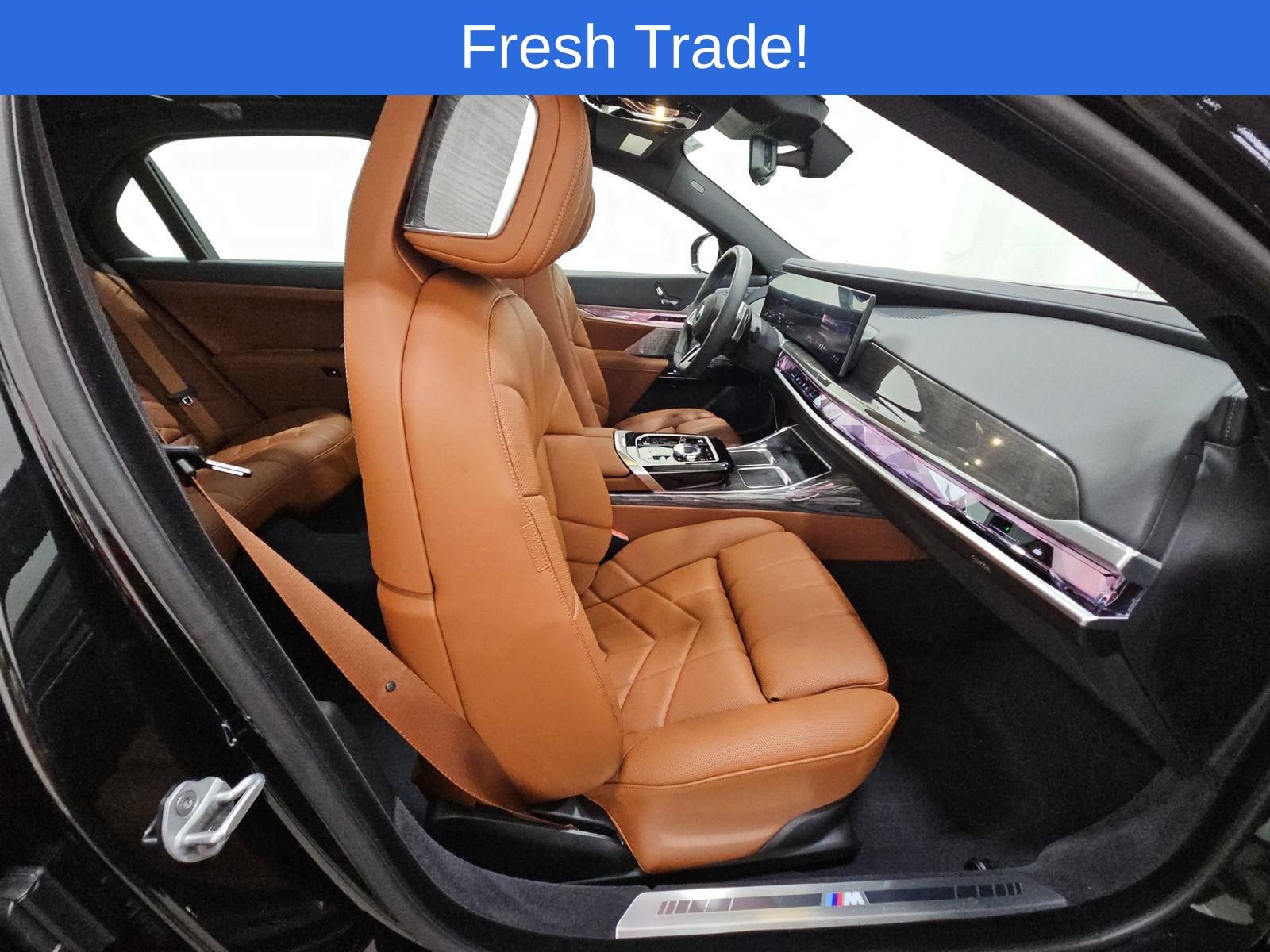 Certified 2025 BMW 760i xDrive w/ Executive Package AWD/4WD image 15