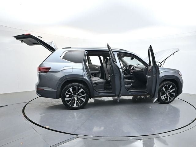 Used 2024 Volkswagen Atlas SEL Premium R-Line AWD/4WD image 41