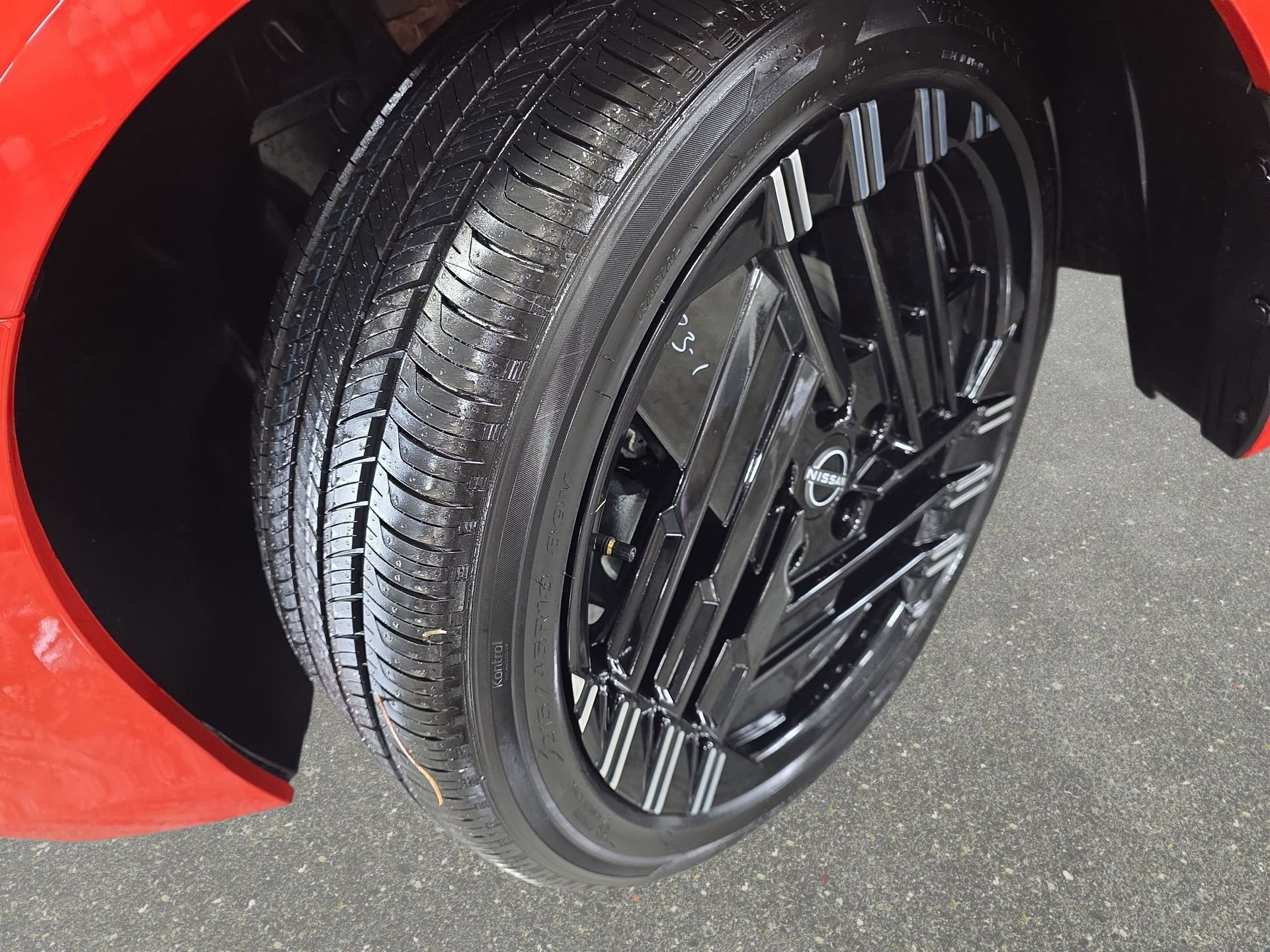 New 2026 Nissan Sentra SR w/ Floor Mat Package image 31