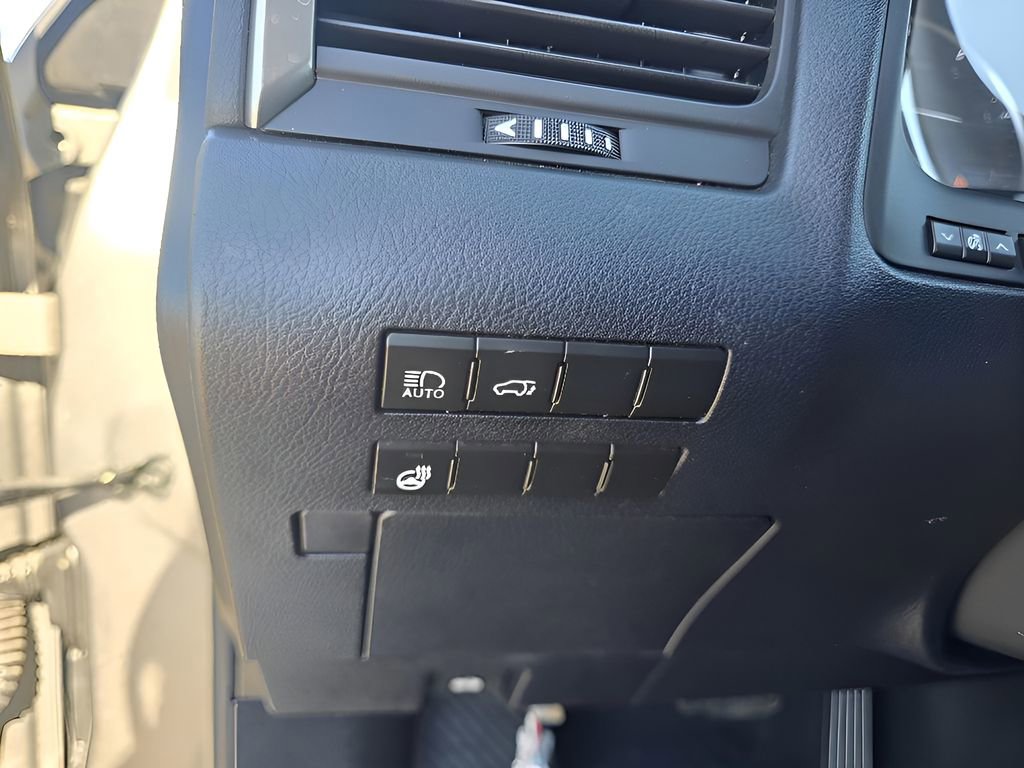 Used 2018 Lexus RX 350 AWD w/ Premium Package image 18