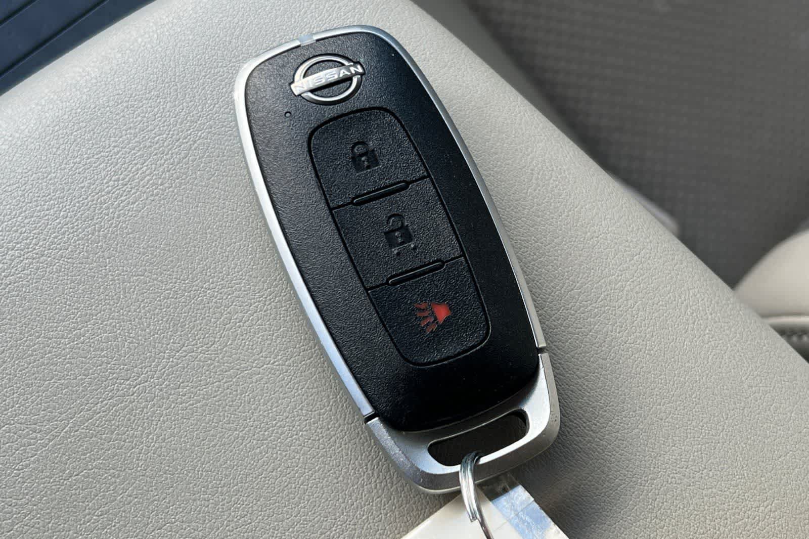 Used 2024 Nissan Ariya AWD image 29