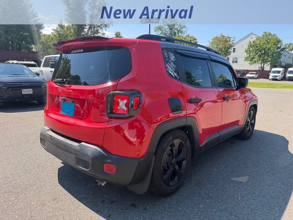 Used 2015 Jeep Renegade Sport w/ Power & Air Group FWD image 3