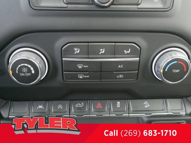 New 2026 Chevrolet Silverado 1500 Custom Trail Boss w/ Dark Appearance Package AWD/4WD image 31