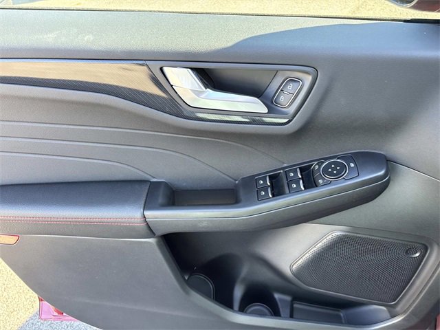 New 2026 Ford Escape ST-Line w/ Cold Weather Package image 21