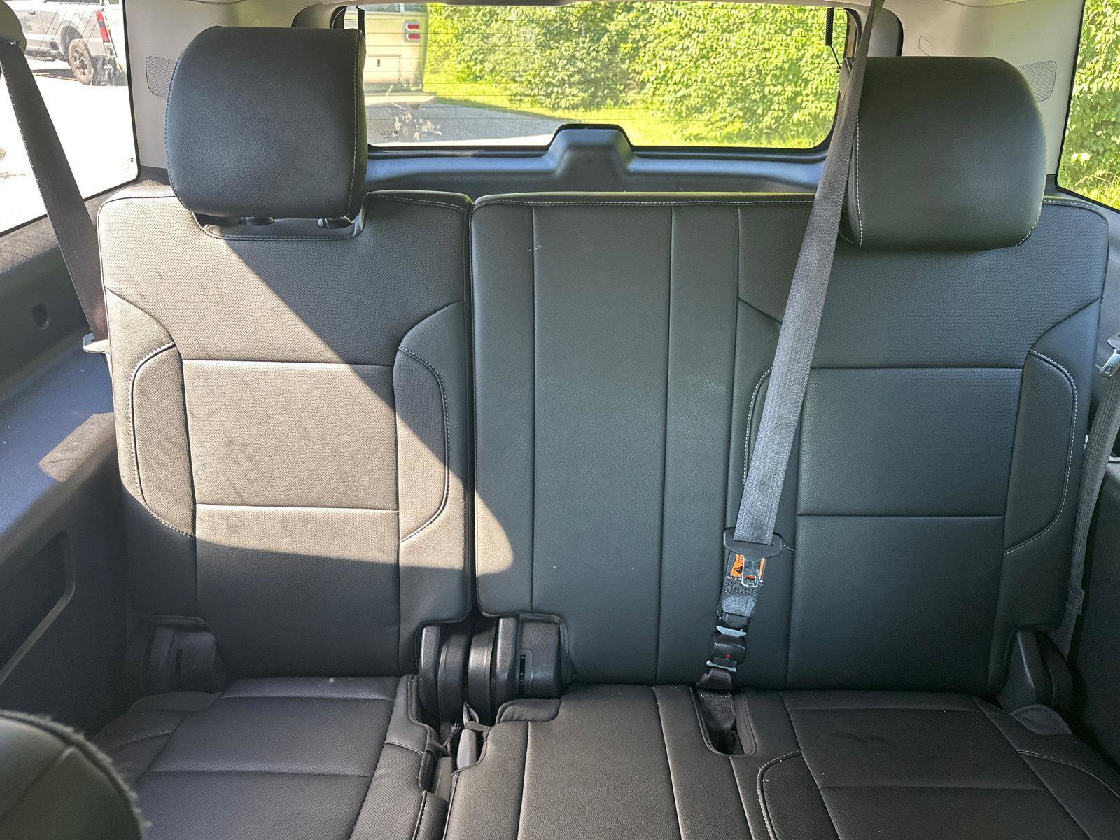Used 2017 Chevrolet Suburban Premier AWD/4WD image 19
