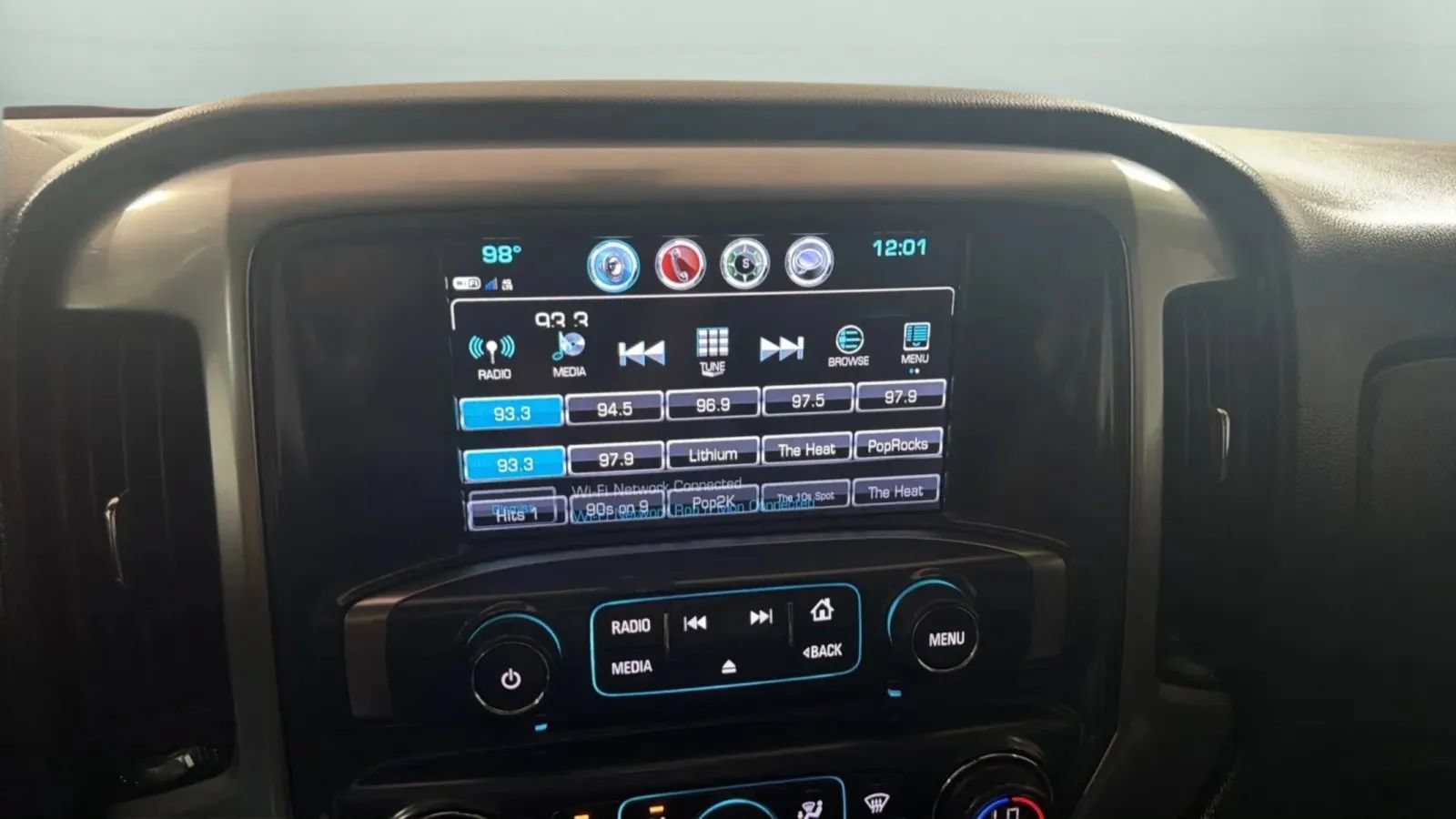 Used 2018 Chevrolet Silverado 1500 LT w/ All Star Edition RWD image 13