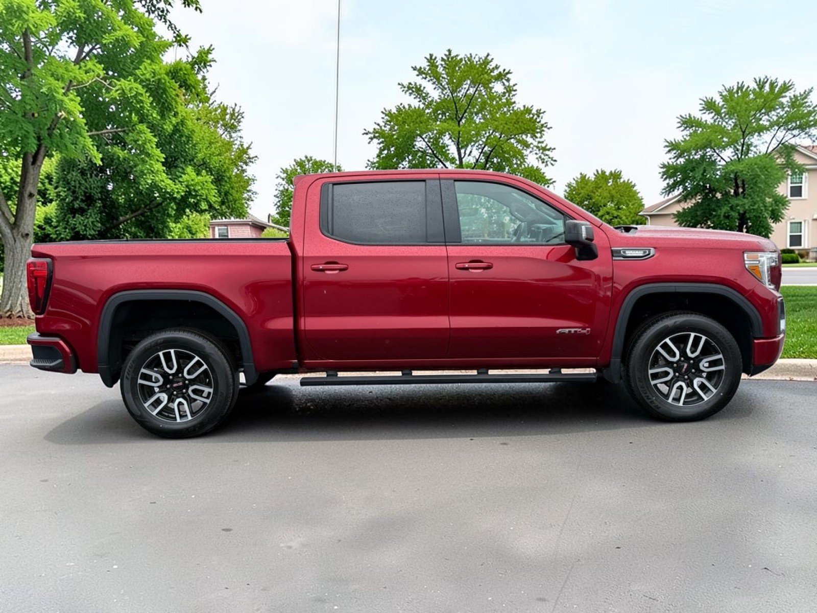 Used 2021 GMC Sierra 1500 AT4 w/ AT4 Preferred Package AWD/4WD image 9