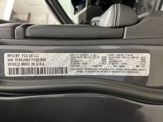 Used 2023 Jeep Grand Cherokee Altitude image 36