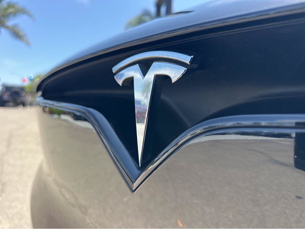 Used 2022 Tesla Model X AWD/4WD image 43