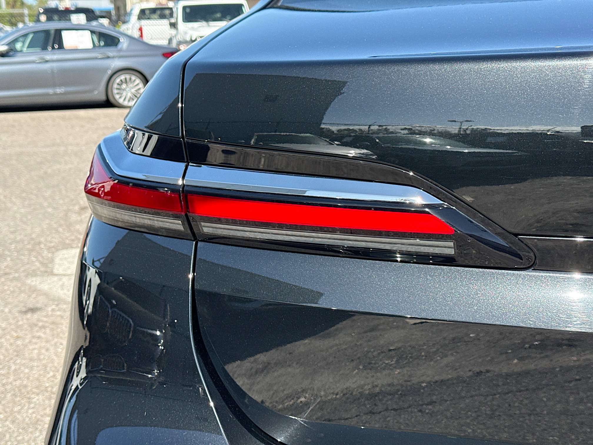 Used 2026 BMW 740i image 10