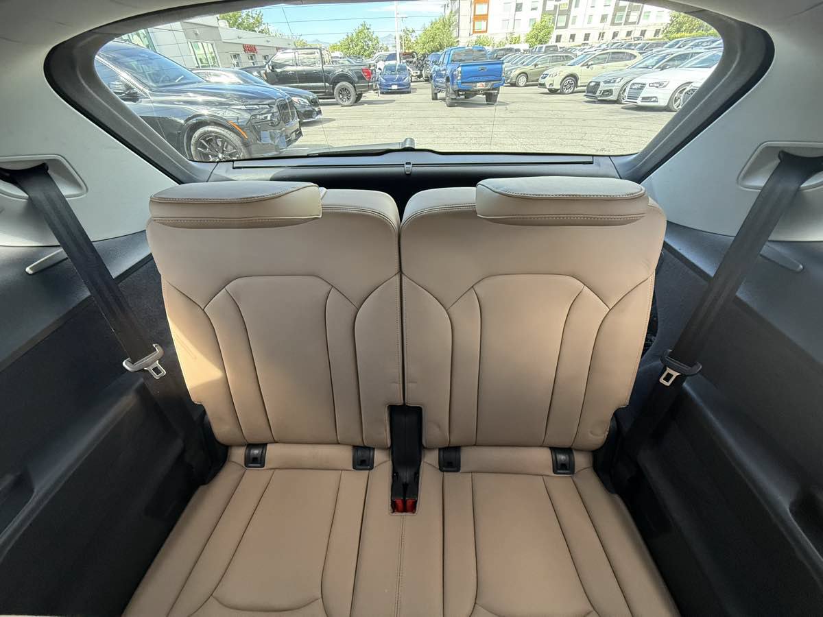 Used 2025 Audi Q7 3.0T Prestige w/ Prestige Package AWD/4WD image 19