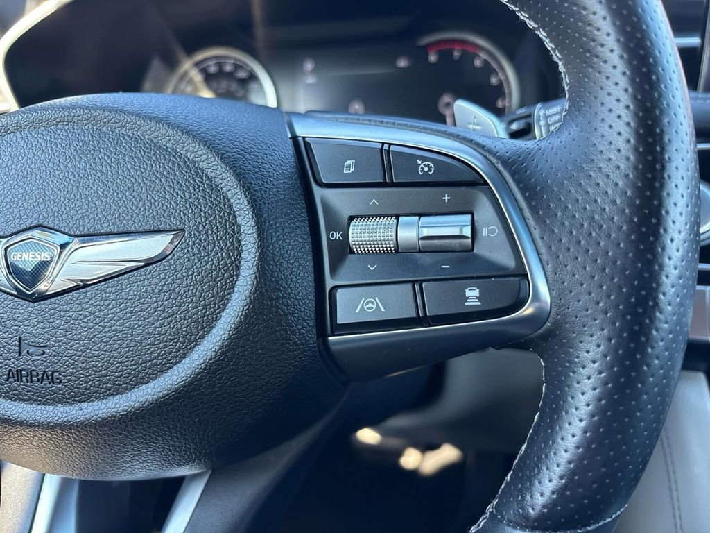 Used 2023 Genesis G70 2.0T AWD/4WD image 16